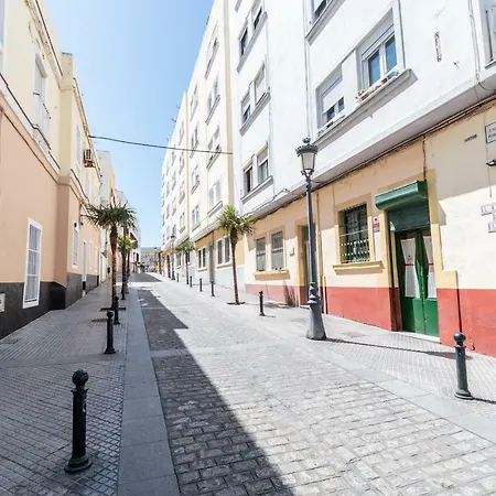 Apartamento La Perla Flamenca Apartment *